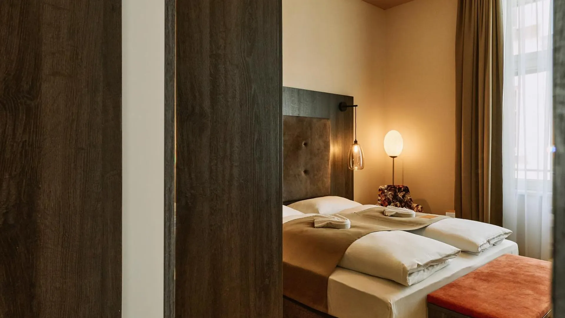 Hotell Urban Rooms Rathaus - Self Check-In Wien