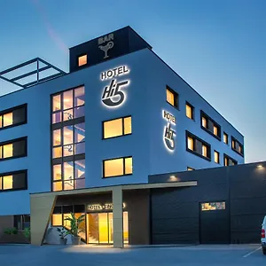 hi5-hotel-seiersberg.graz-austria-hotels.com/