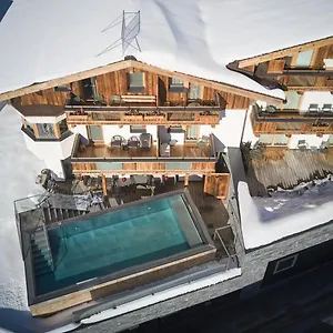https://aparthotel-astrid.saalbachhinterglemmhotels.com