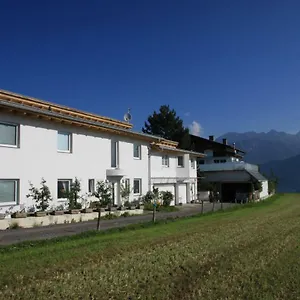 ferienwohnung-christ.ischgl-hotels.net/