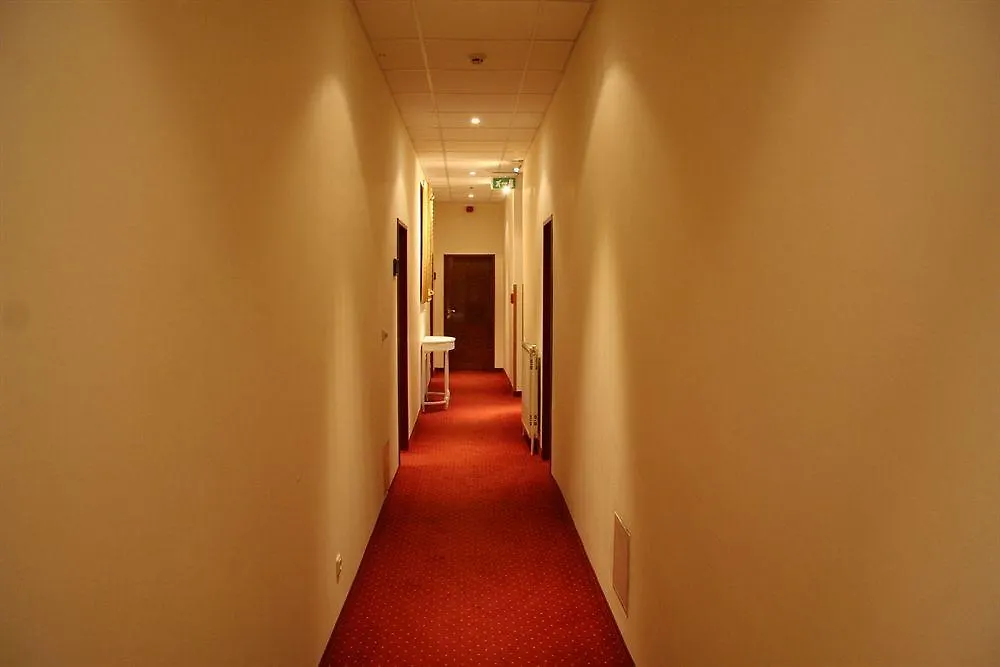Urban Rooms Rathaus - Self Check-In Viyana 4*,  Avusturya